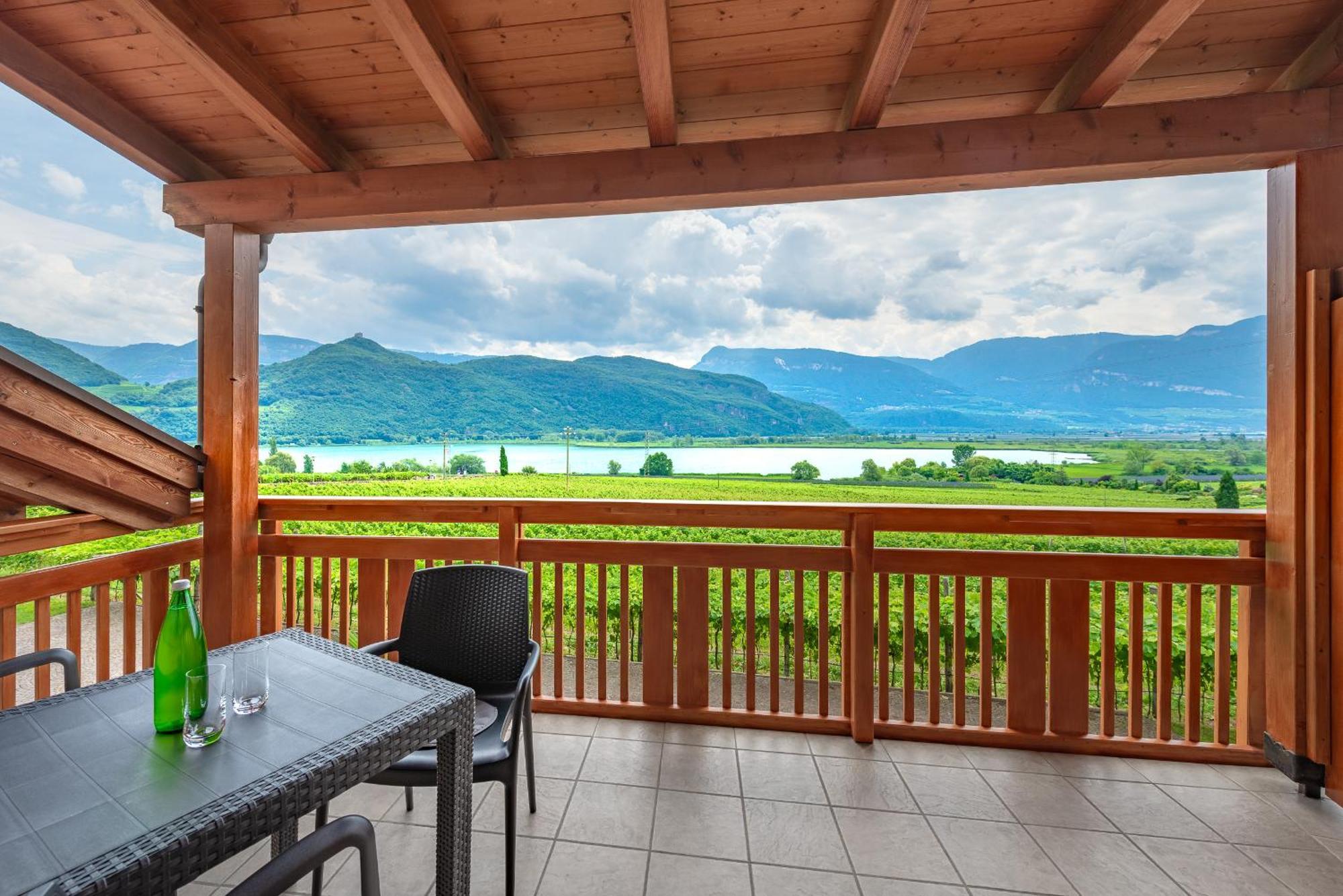 Weinhof Am See Caldaro Eksteriør billede