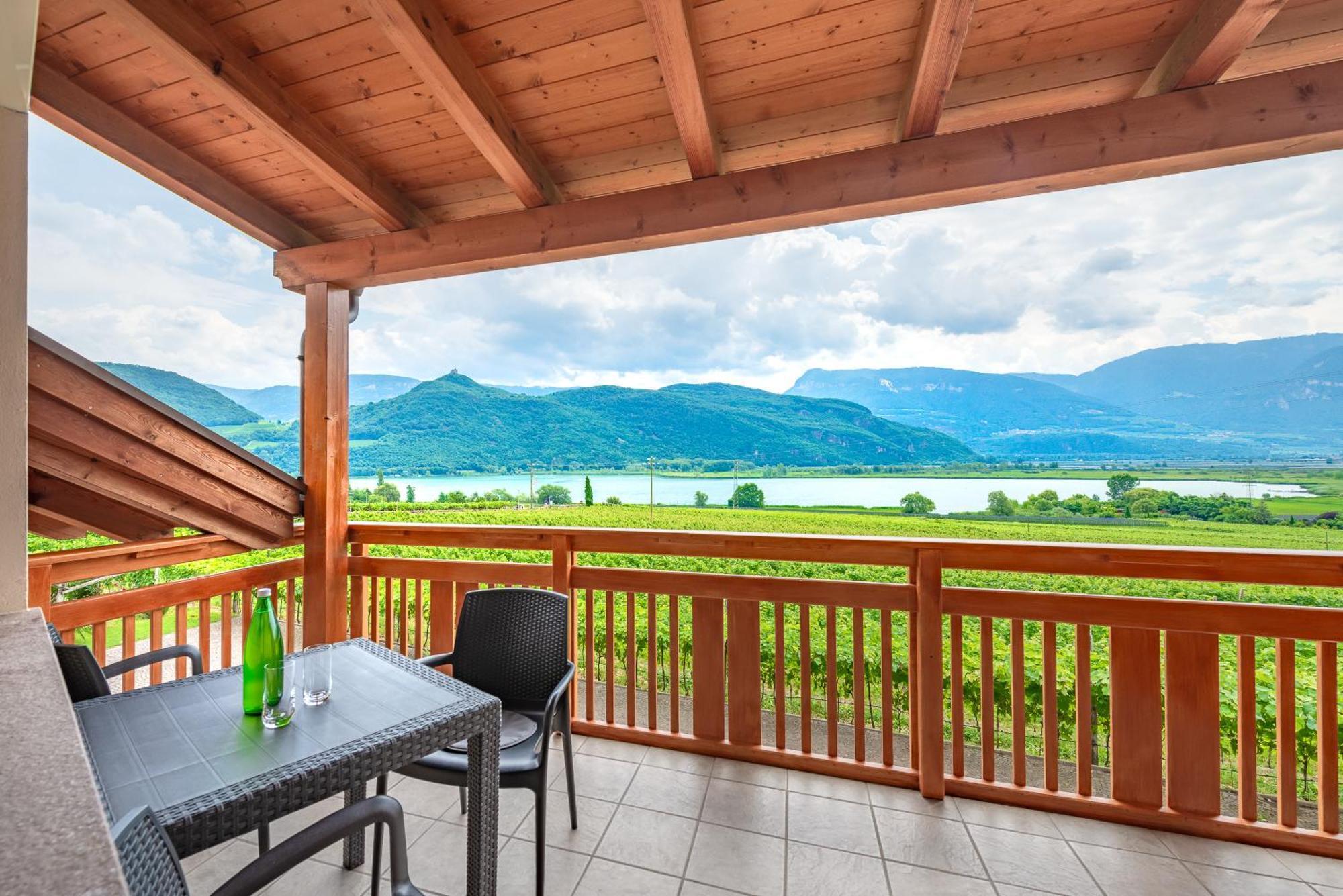 Weinhof Am See Caldaro Eksteriør billede